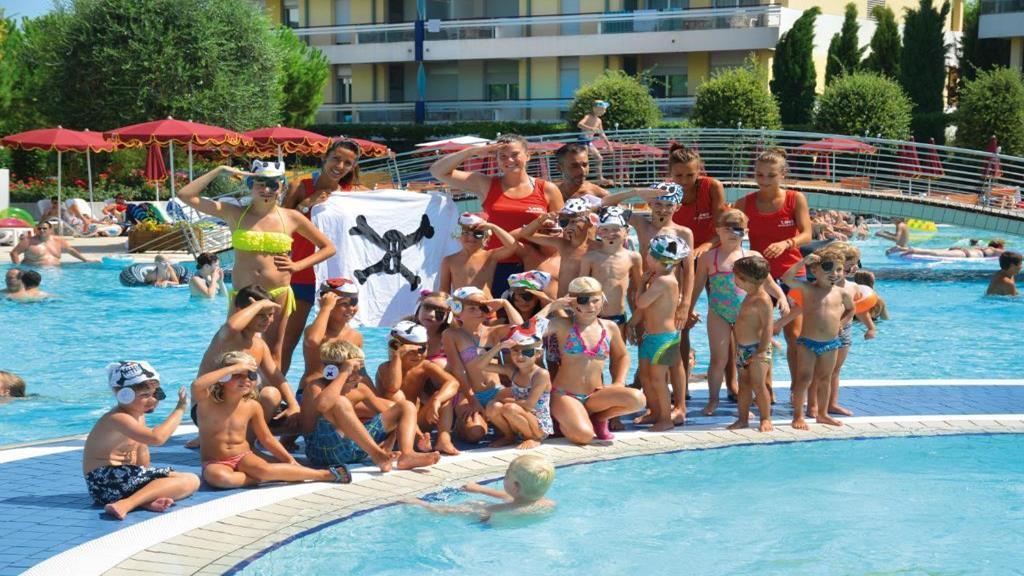 Villaggio Planetarium Resort Bibione Exterior photo